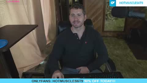 Snapshot of hotmuscles6t9 chatting on July 9, 2026, 8:46 pm hotmuscles6t9 online show from July 9, 2026, 8:46 pm