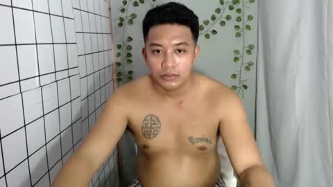 Snapshot of hotnielkhalifa chatting on September 21, 2025, 6:37 am neilkhalifa online show from September 21, 2025, 6:37 am