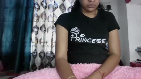 lola online show from February 1, 2025, 9:21 am