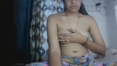 lola online show from April 13, 2026, 11:59 am