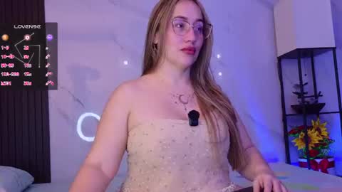 Snapshot of hotpawgmilf chatting on June 14, 2026, 12:41 am Sussy Bloom online show from June 14, 2026, 12:41 am