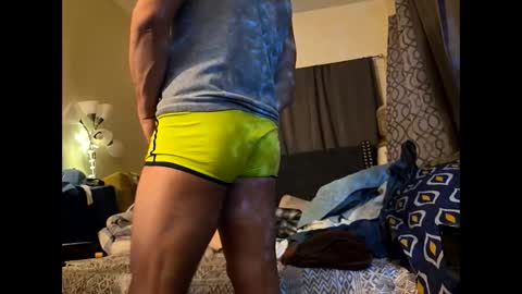 hotrox6942 online show from February 7, 2026, 6:06 am