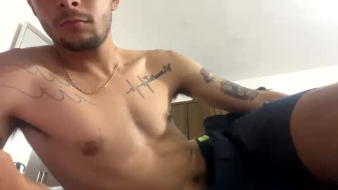 Snapshot of hotsteel420 chatting on February 21, 2025, 1:44 am hotsteel420 online show from February 21, 2025, 1:44 am