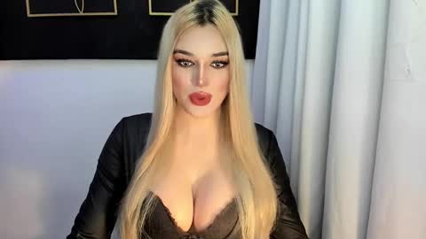 STELLA online show from November 15, 2025, 11:40 am