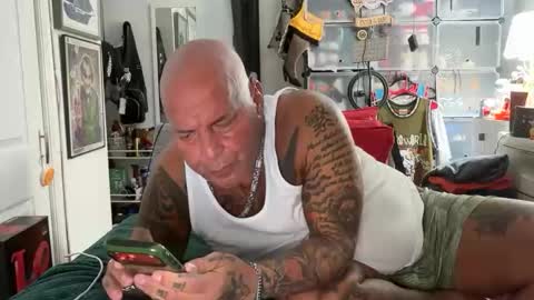 hotstuff775616 online show from November 10, 2025, 2:21 am