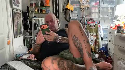 hotstuff775616 online show from November 19, 2025, 2:22 am