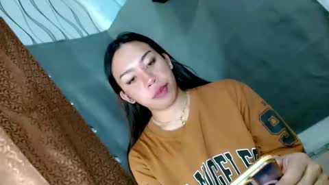 jelaigrande  online show from March 25, 2026, 6:47 pm