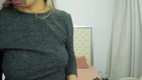Eryka online show from October 2, 2025, 8:21 am
