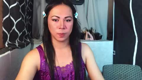 Snapshot of hott_summerr chatting on June 10, 2026, 8:13 am Alex Summer online show from June 10, 2026, 8:13 am