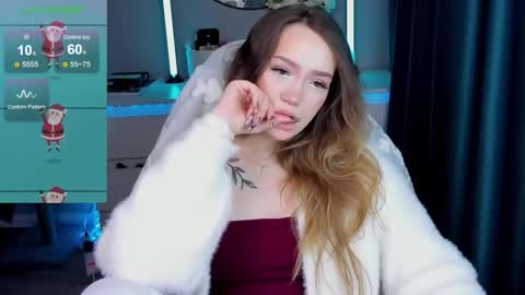 hello Im Eva online show from December 14, 2025, 2:44 pm