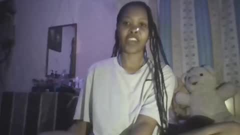 hottiecreamys cam online show from October 14, 2025, 8:59 am