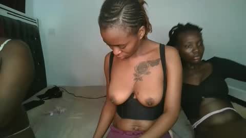 hottie_mistie online show from April 18, 2026, 12:20 pm
