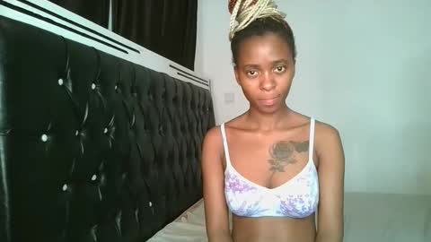 hottie_mistie online show from May 11, 2026, 9:56 pm