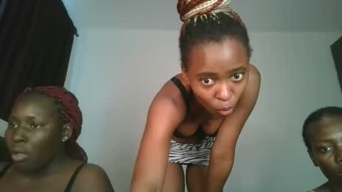 hottie_mistie online show from May 18, 2026, 7:14 am