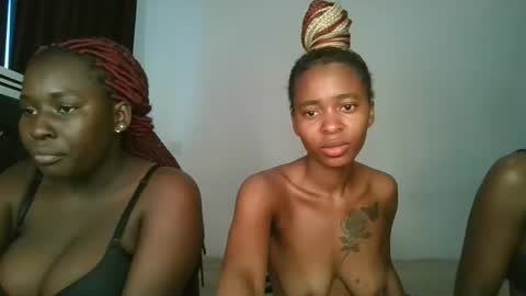 hottie_mistie online show from May 19, 2026, 6:31 am