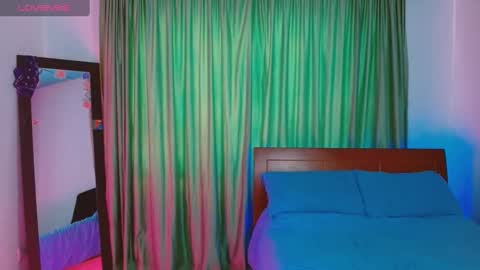 stiven online show from March 4, 2025, 1:28 pm