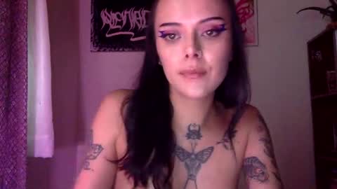 Snapshot of hottietat4u chatting on February 7, 2025, 6:56 pm Tat online show from February 7, 2025, 6:56 pm