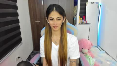 YOUR ONE AND ONLY TRINITY online show from February 19, 2025, 11:46 pm