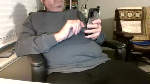 Hottop 1981 online show from December 14, 2024, 2:45 am