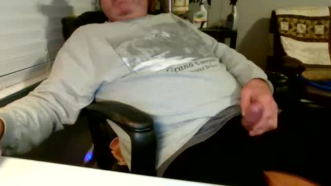 Hottop 1981 online show from February 12, 2025, 1:52 am