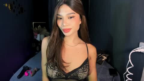 Hi i am Jane half vietnamese and half pinay and would like to meet good person here XOXO online show from May 23, 2026, 6:56 pm