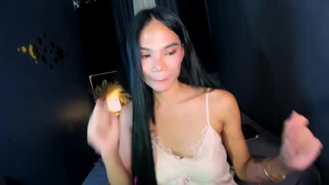 Hi i am Jane half vietnamese and half pinay and would like to meet good person here XOXO online show from May 27, 2026, 1:57 am