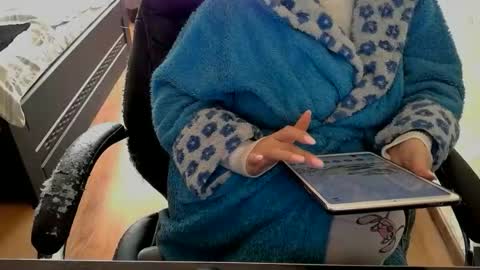 Mary online show from April 13, 2026, 9:59 am