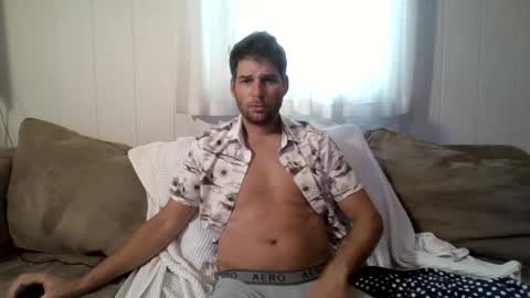 hottyaaron online show from June 19, 2026, 6:34 pm