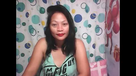 hottyelle1 online show from March 17, 2026, 9:56 am