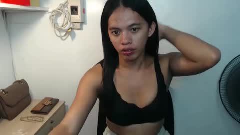Snapshot of hotvalentina_ chatting on May 10, 2026, 11:04 am Valentina3 online show from May 10, 2026, 11:04 am