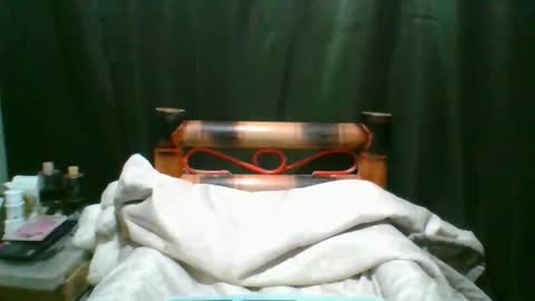 hotwild4uxx online show from December 18, 2025, 2:56 pm