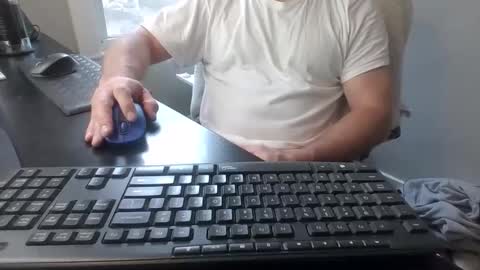 hoverday online show from April 16, 2026, 1:45 pm