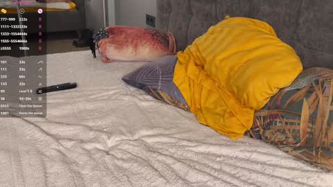 Elizabeth online show from February 3, 2025, 3:06 pm