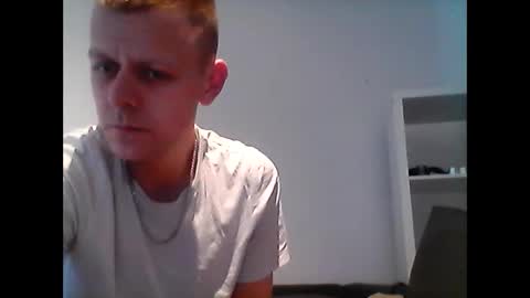 hubikush22 online show from December 26, 2024, 8:18 am