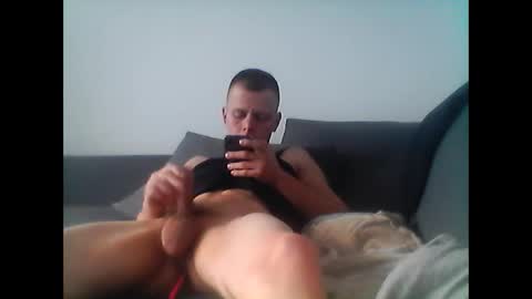 hubikush22 online show from October 20, 2025, 3:34 pm