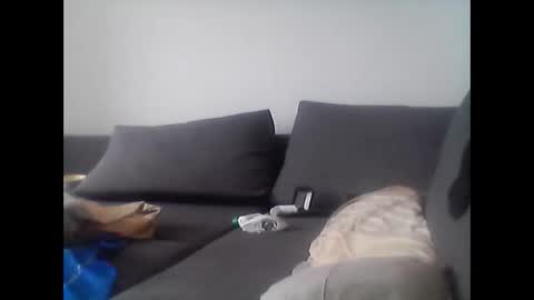 hubikush22 online show from October 28, 2025, 2:20 pm