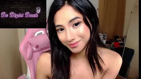 Snapshot of hugeasiancockandrea chatting on February 24, 2025, 9:41 pm drea  online show from February 24, 2025, 9:41 pm