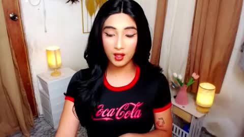Snapshot of hugeasiancockandrea chatting on October 24, 2025, 3:52 pm drea  online show from October 24, 2025, 3:52 pm