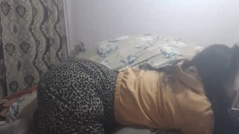 Snapshot of hugeassdevil chatting on November 11, 2025, 8:36 am hugeassdevil online show from November 11, 2025, 8:36 am