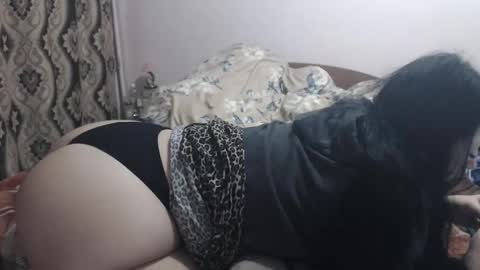 Snapshot of hugeassdevil chatting on November 14, 2025, 12:04 pm hugeassdevil online show from November 14, 2025, 12:04 pm