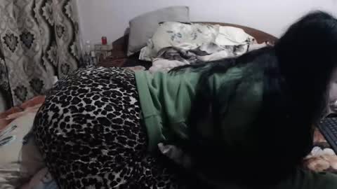 Snapshot of hugeassdevil chatting on November 24, 2025, 10:04 am hugeassdevil online show from November 24, 2025, 10:04 am