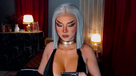 Christine online show from October 5, 2025, 3:21 pm