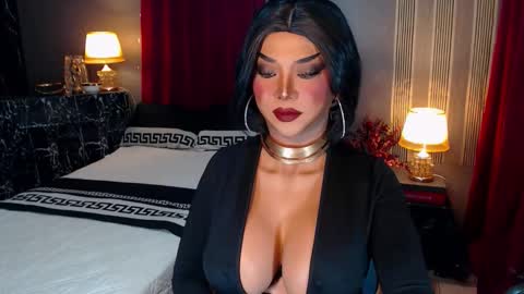 Christine online show from October 8, 2025, 3:42 pm