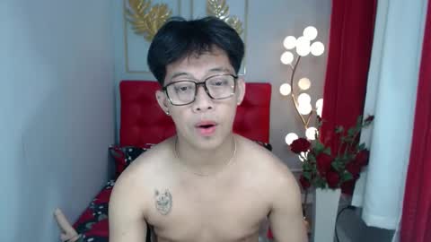 Snapshot of hugecockmiro chatting on February 3, 2025, 11:42 am hugecockmiro online show from February 3, 2025, 11:42 am