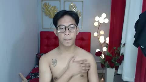 Snapshot of hugecockmiro chatting on February 4, 2025, 7:18 am hugecockmiro online show from February 4, 2025, 7:18 am