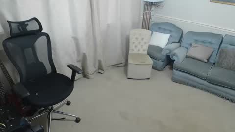 Snapshot of hugedick1965 chatting on February 1, 2026, 9:08 am hugedick1965 online show from February 1, 2026, 9:08 am