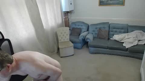 hugedick1965 online show from April 5, 2026, 1:52 pm