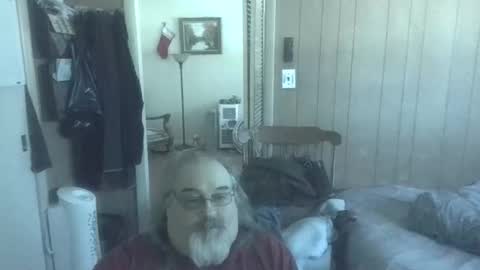 Snapshot of huggybear566 chatting on February 1, 2026, 4:27 pm lonely huggy bear online show from February 1, 2026, 4:27 pm
