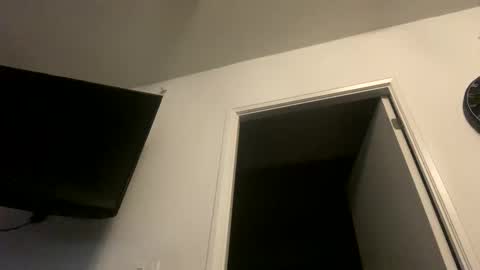 Snapshot of hughfat chatting on December 3, 2024, 5:09 am hughfat online show from December 3, 2024, 5:09 am