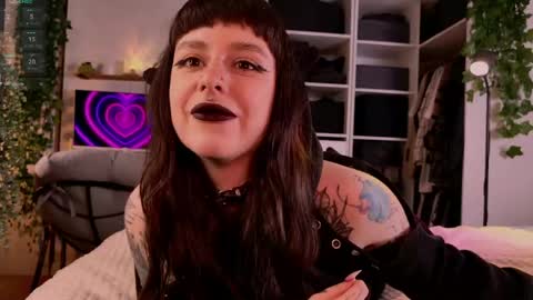 Mika online show from March 26, 2026, 7:08 pm